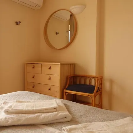 Apartment Dream 22g Above